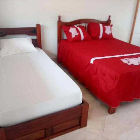 Casa Nova Com Piscina Proxima A Praia E Menos De 3Km Do Centro De Ubatuba Esterno foto